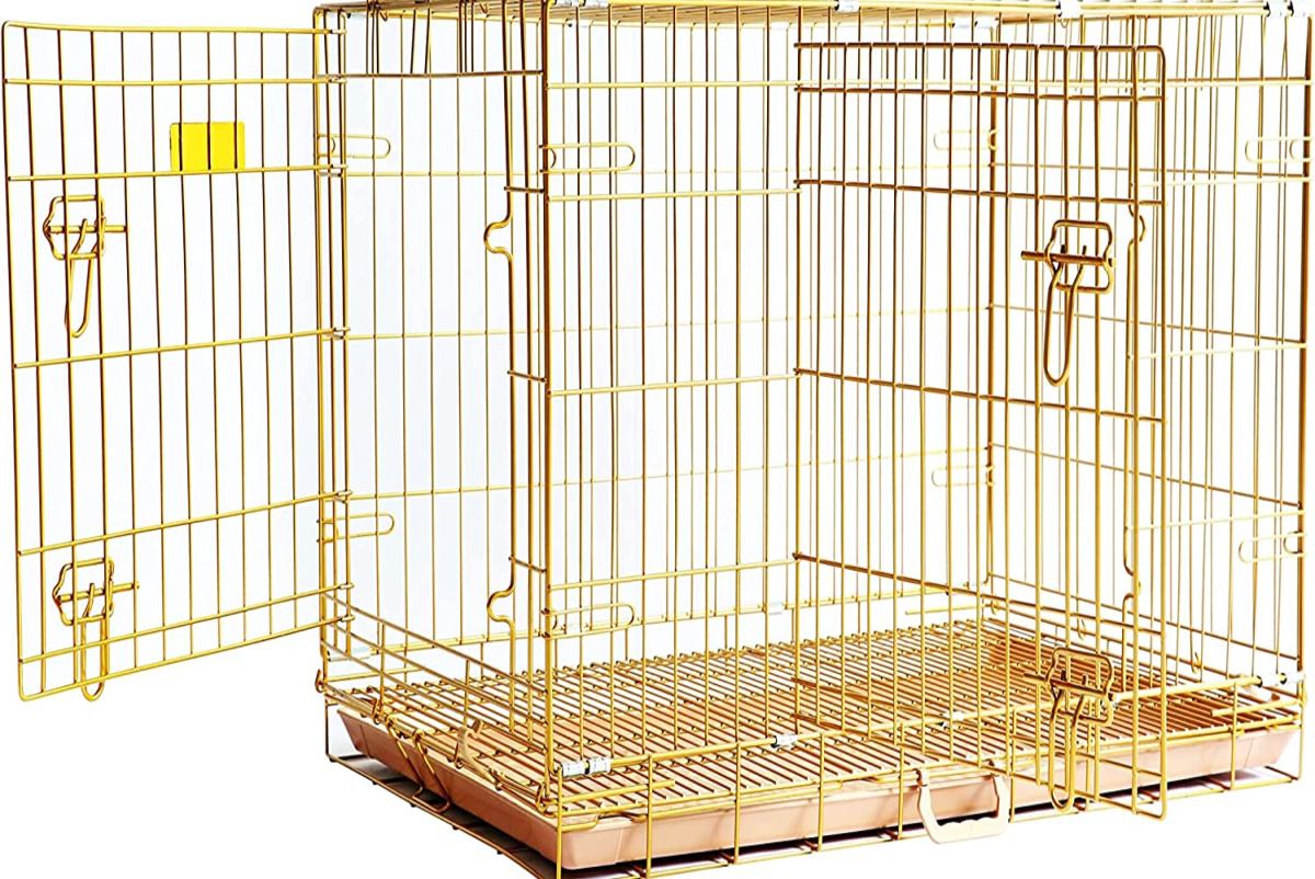 Amazon Kennel With Grate